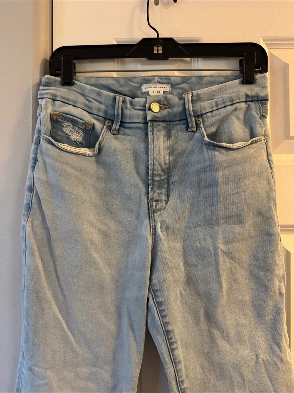 Good American Light Blue Cropped Jeans - Picture 3 of 4